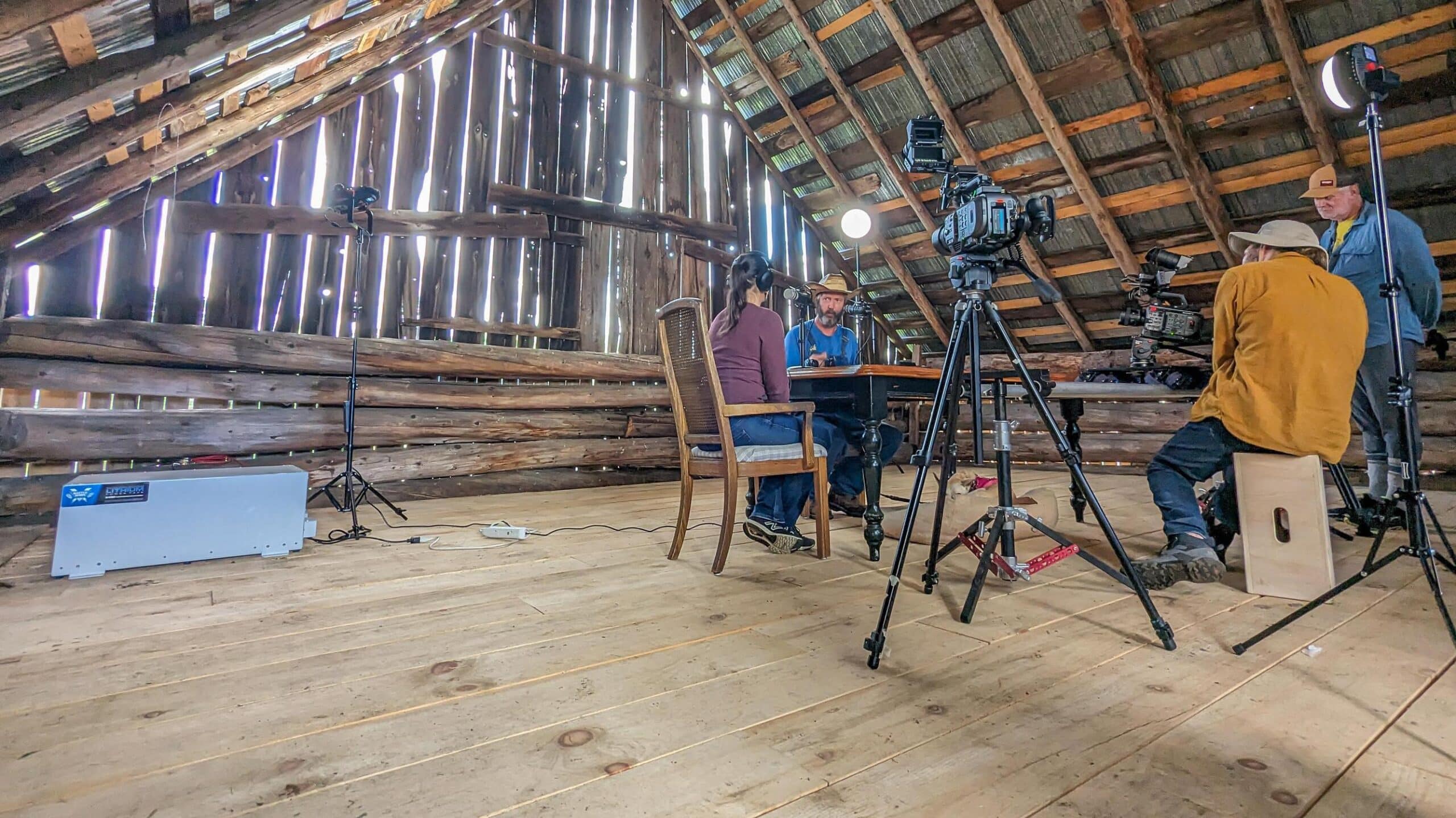 Lithium Power Pack powering Tom Green Barncast